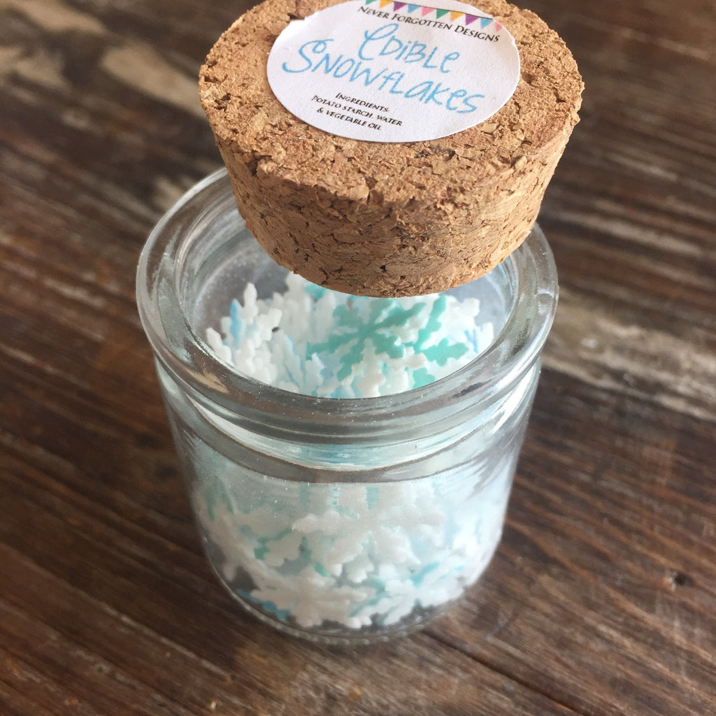 Jumbo Snowflake Sprinkles: 4-Ounce Bottle